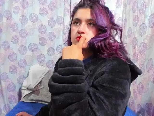 terryy-25 on BongaCams 