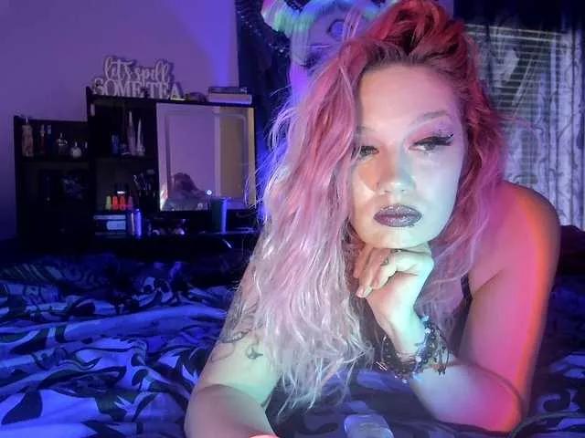 Texasmaryjane on BongaCams 