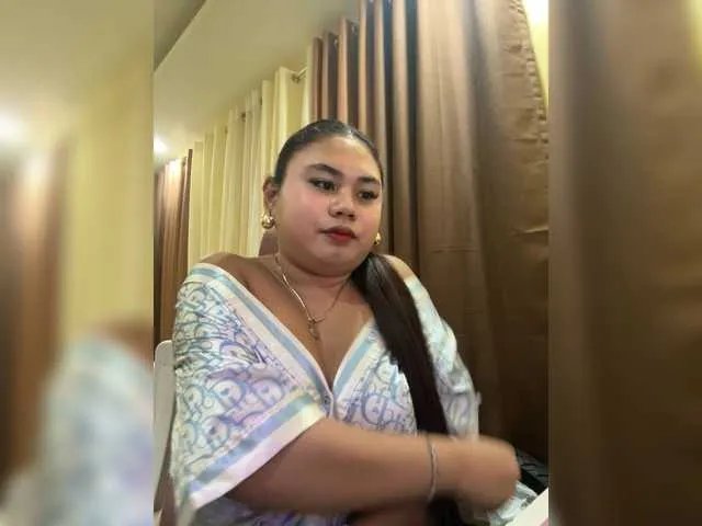 Offline Urasianladyfox2xx on BongaCams