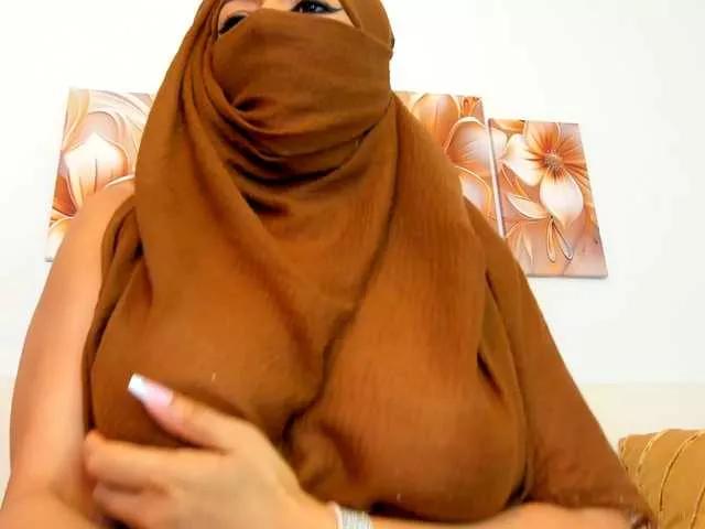 VictoriaMayeer on BongaCams 