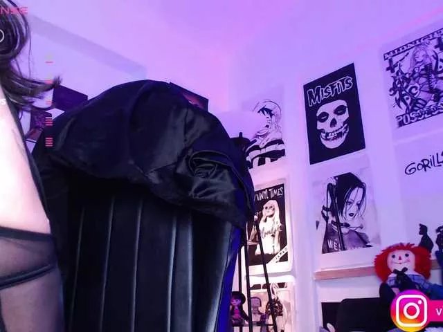 Freechat Violetlane on BongaCams