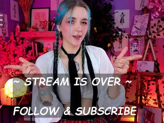 Violett-Melow on BongaCams 