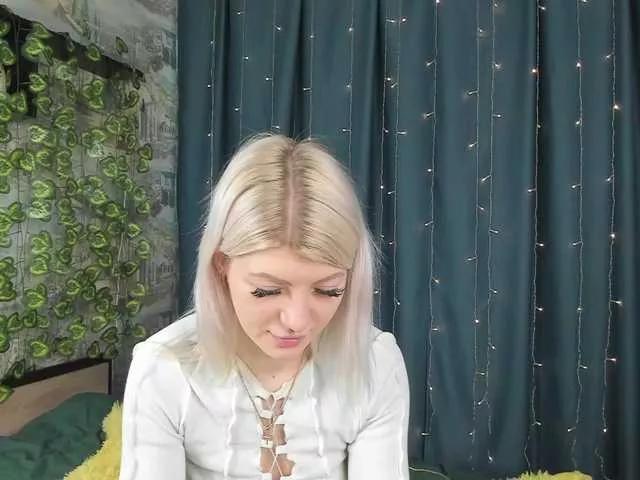 VitaminkaBi on BongaCams 