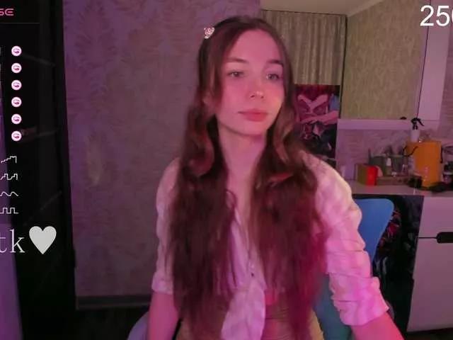 YonaBones on BongaCams 