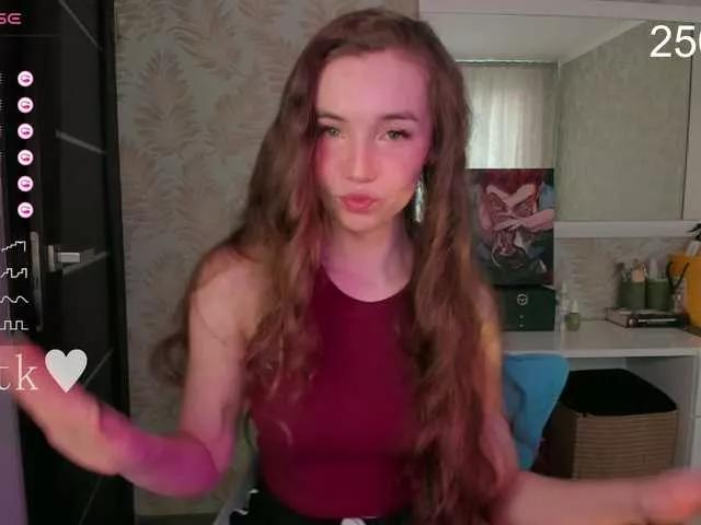 YonaBones on BongaCams 