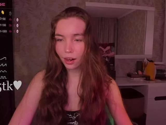 YonaBones on BongaCams 