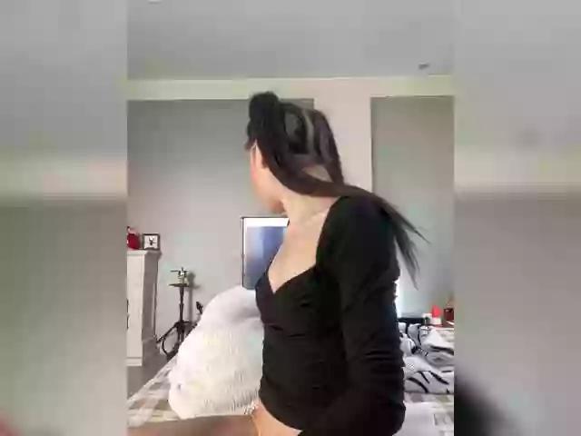 Youlalia on BongaCams 
