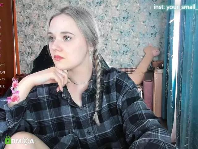 your-small-bunny on BongaCams 