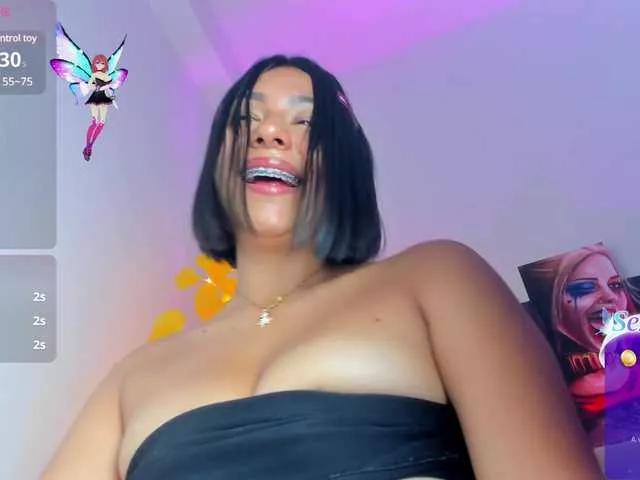 ZoeBrunet on BongaCams 