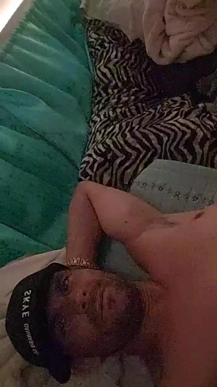 Offline 1Clyde1Bonnie on Cam4