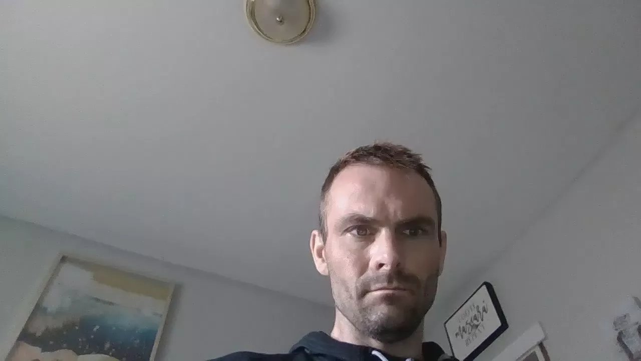 Offline 1Clyde1Bonnie on Cam4