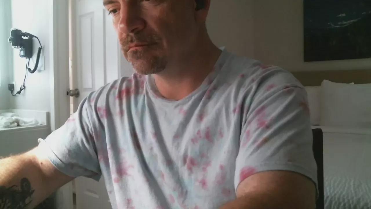 Adam8067 on Cam4 