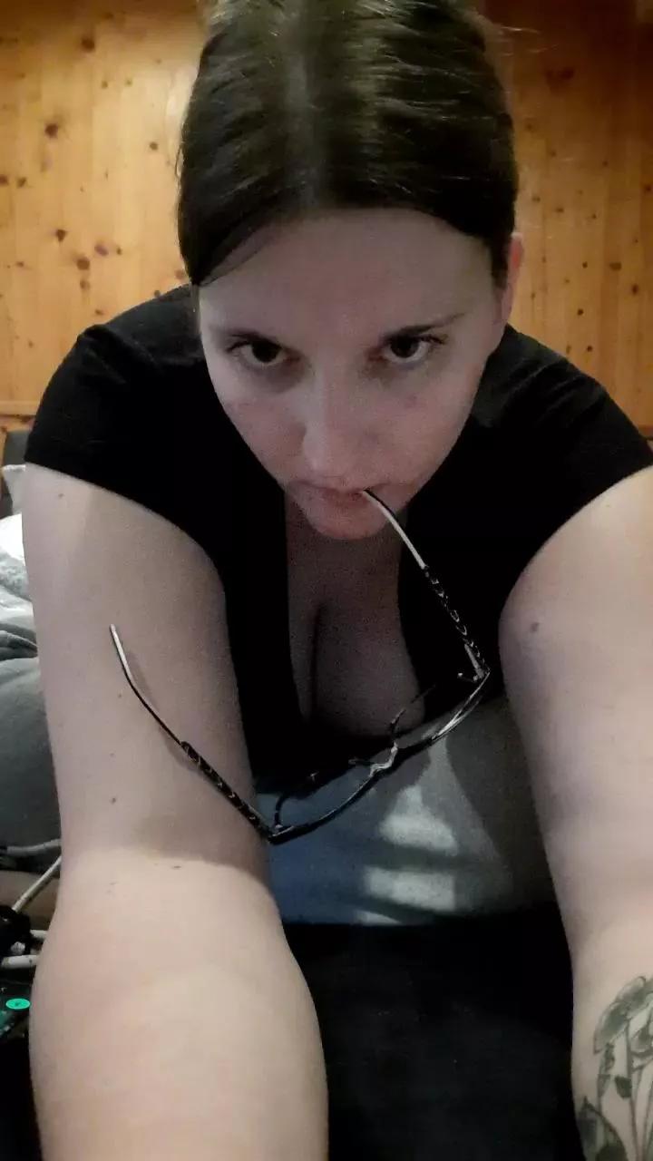Adelinedaniel on Cam4 