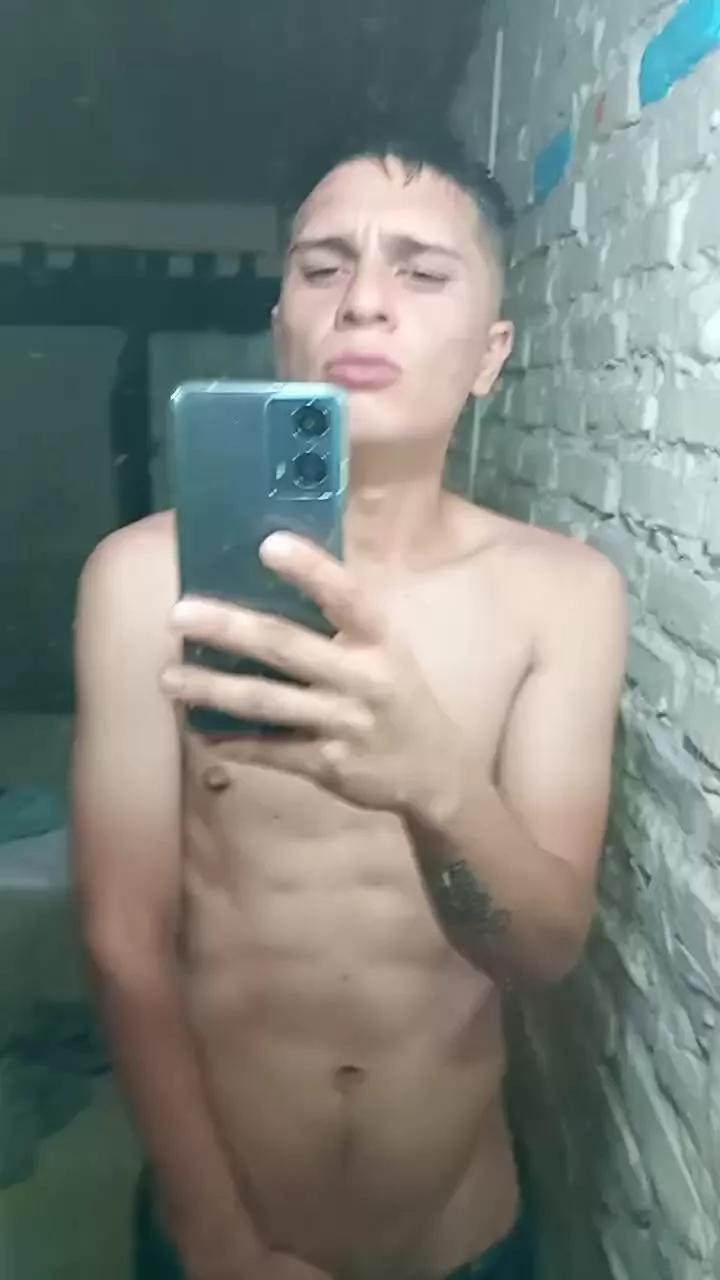 agustin512 on Cam4 