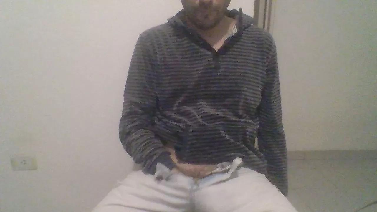 ahquepajeroo on Cam4 