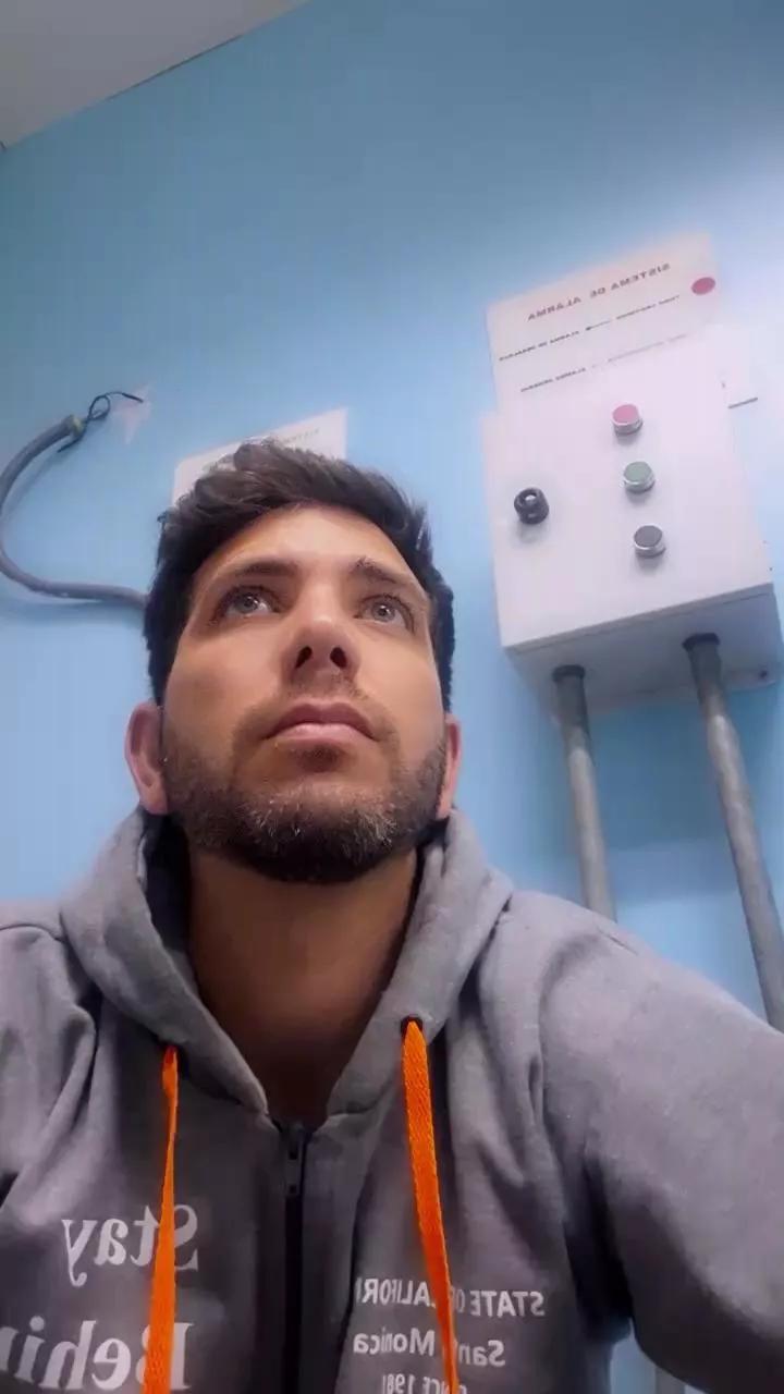 Ajgo19 on Cam4 
