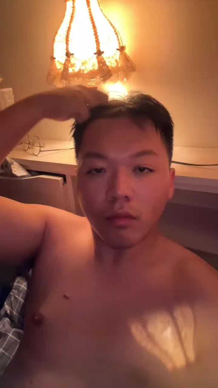 Aksjsjja88 on Cam4 