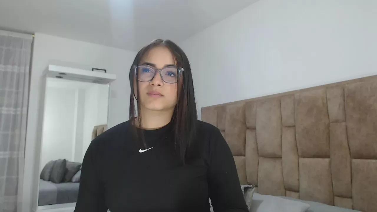 aleejhandra on Cam4 