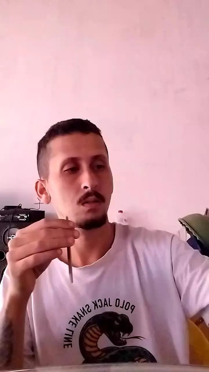 Offline Alemaoroludo2 on Cam4