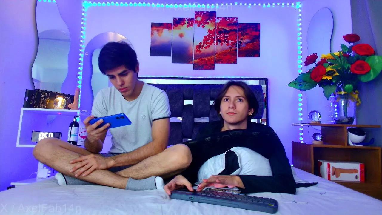 Alex_and_Fabi21 on Cam4 