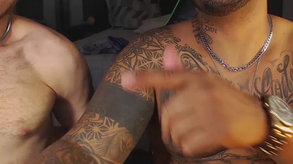 Offline alexmonster2 on Cam4