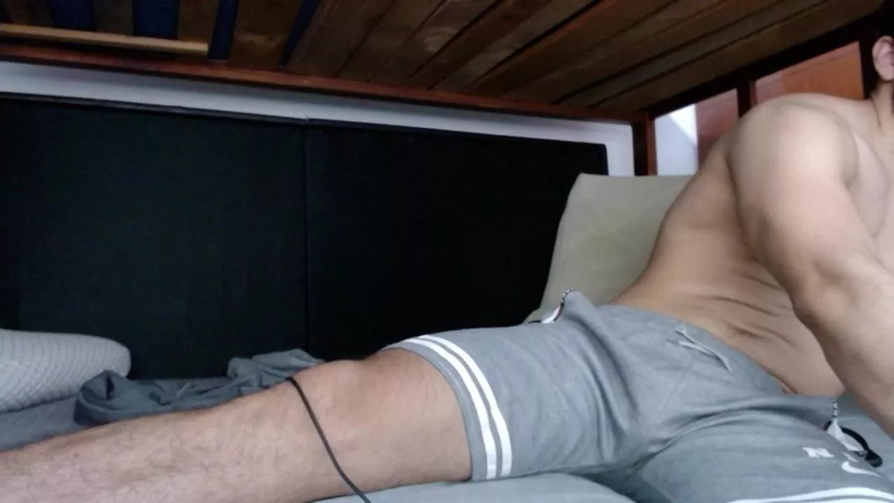 Offline AlexS1998 on Cam4