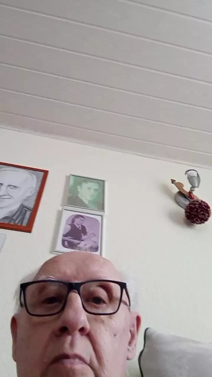 Offline alterwixerxxx on Cam4