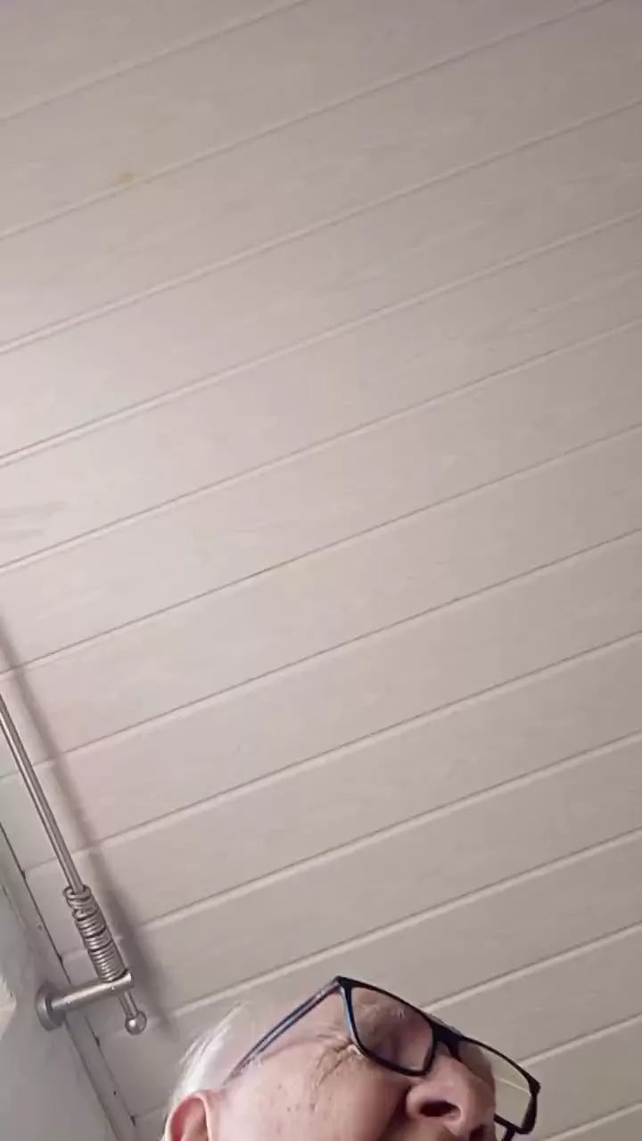 Offline alterwixerxxx on Cam4