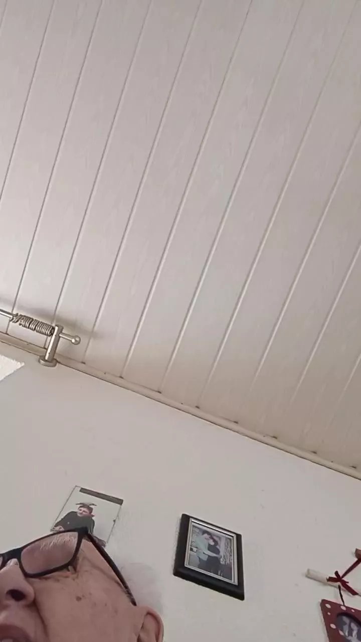 Offline alterwixerxxx on Cam4