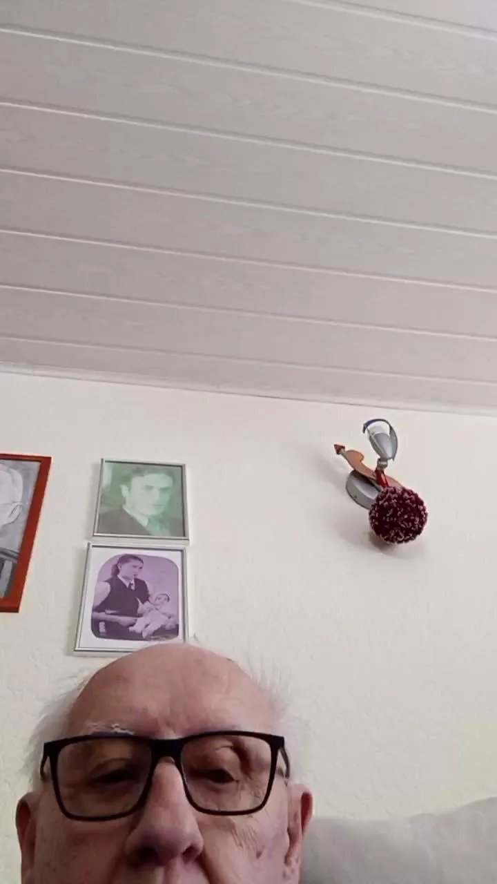 Offline alterwixerxxx on Cam4