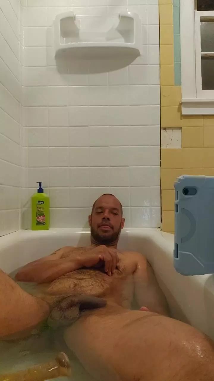 Alvi45 on Cam4 