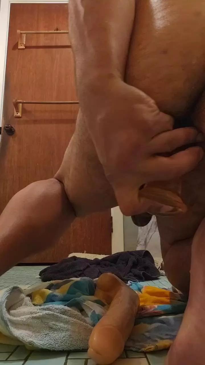 Alvi45 on Cam4 