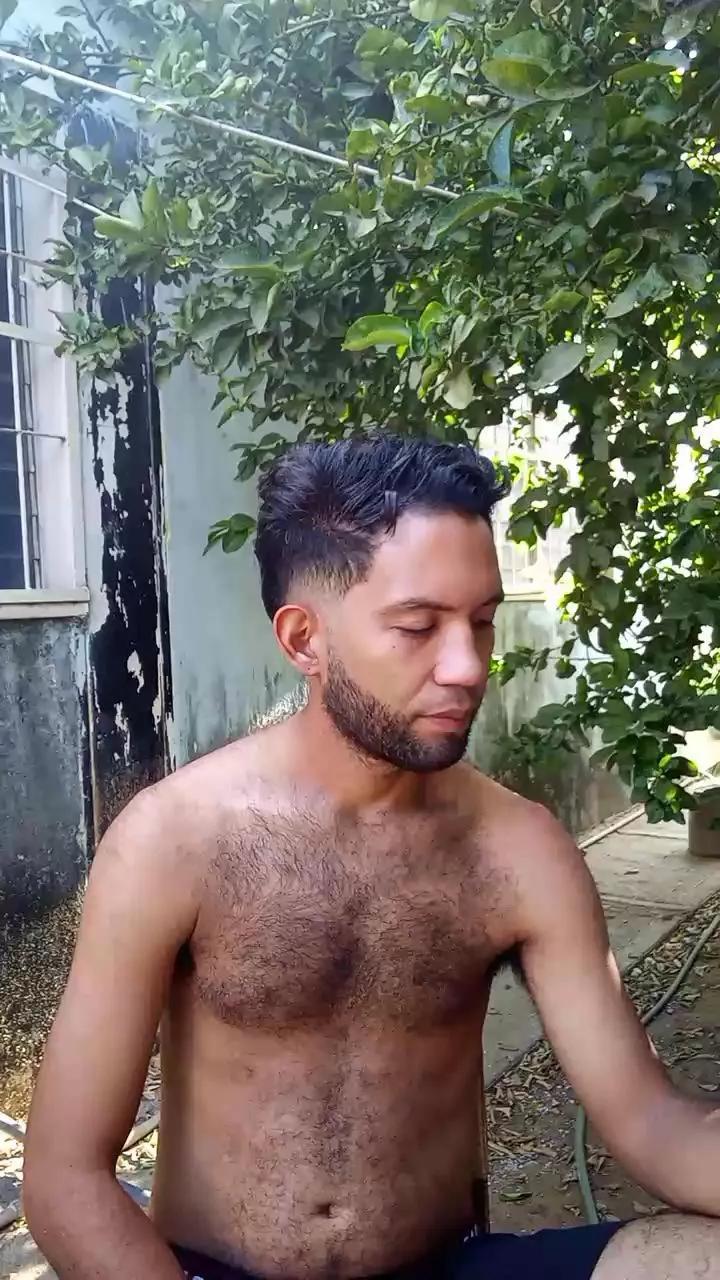 aly_pig_hot on Cam4 