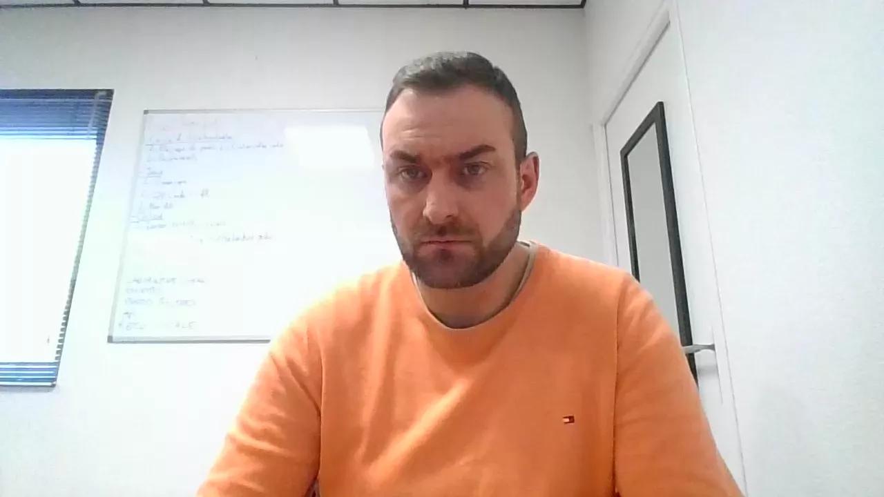 amant35_x on Cam4 