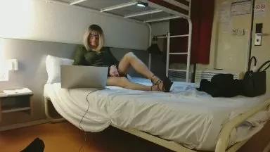 AnneSoBI on Cam4 