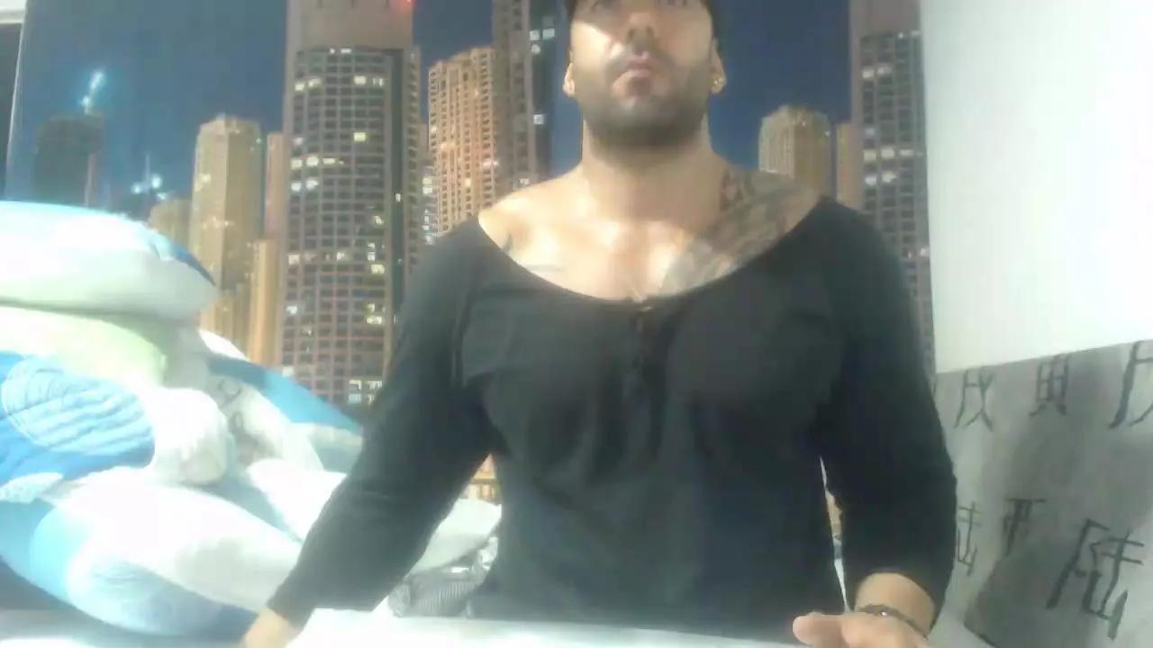 antua_ on Cam4 