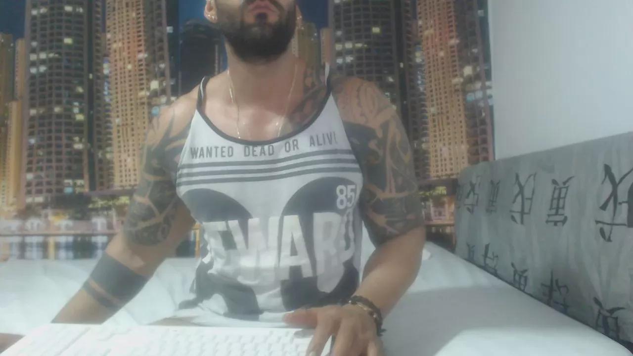 antua_ on Cam4 
