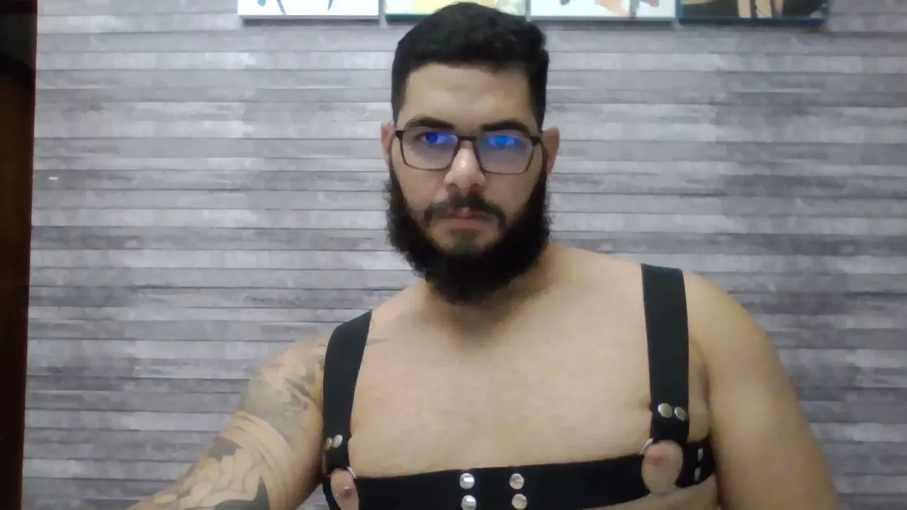 Offline aquills on Cam4