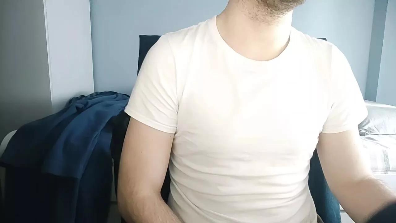 asieko5n on Cam4 