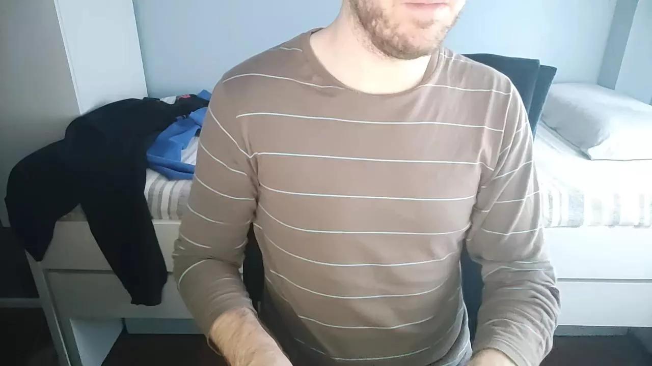 asieko5n on Cam4 
