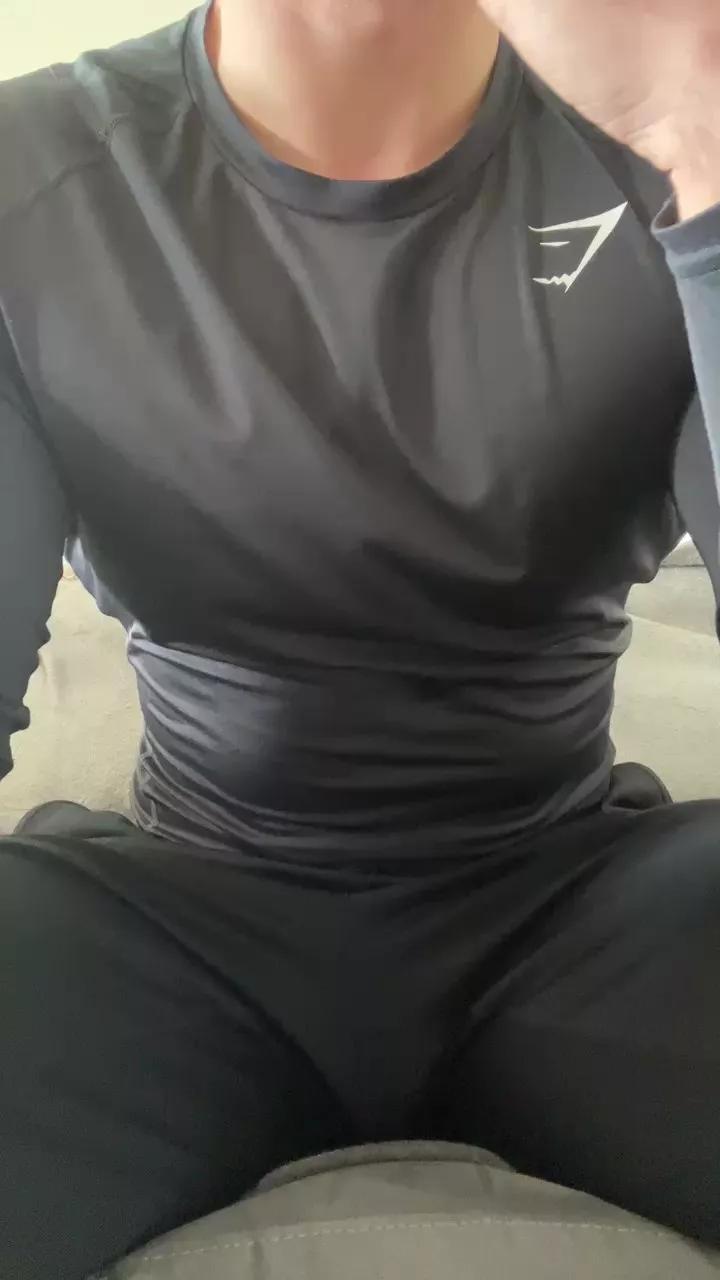 athlete456 on Cam4 