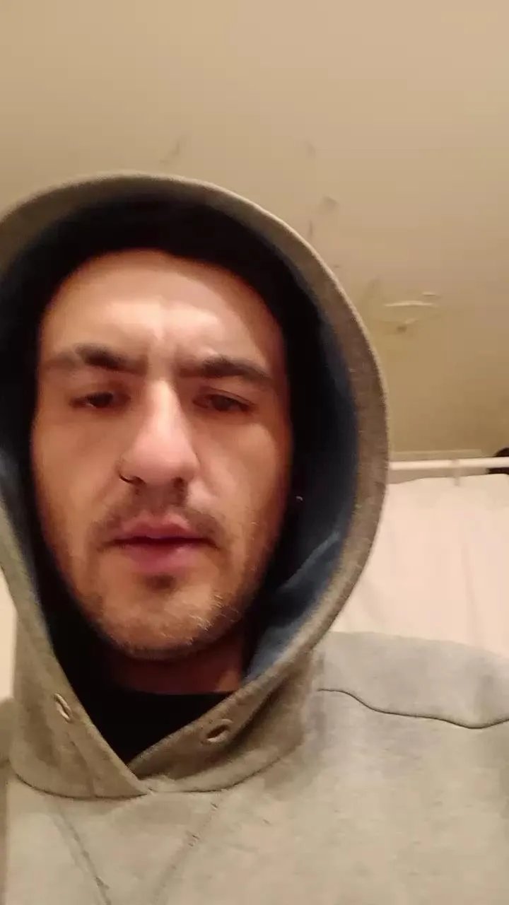 Offline atoooobt on Cam4