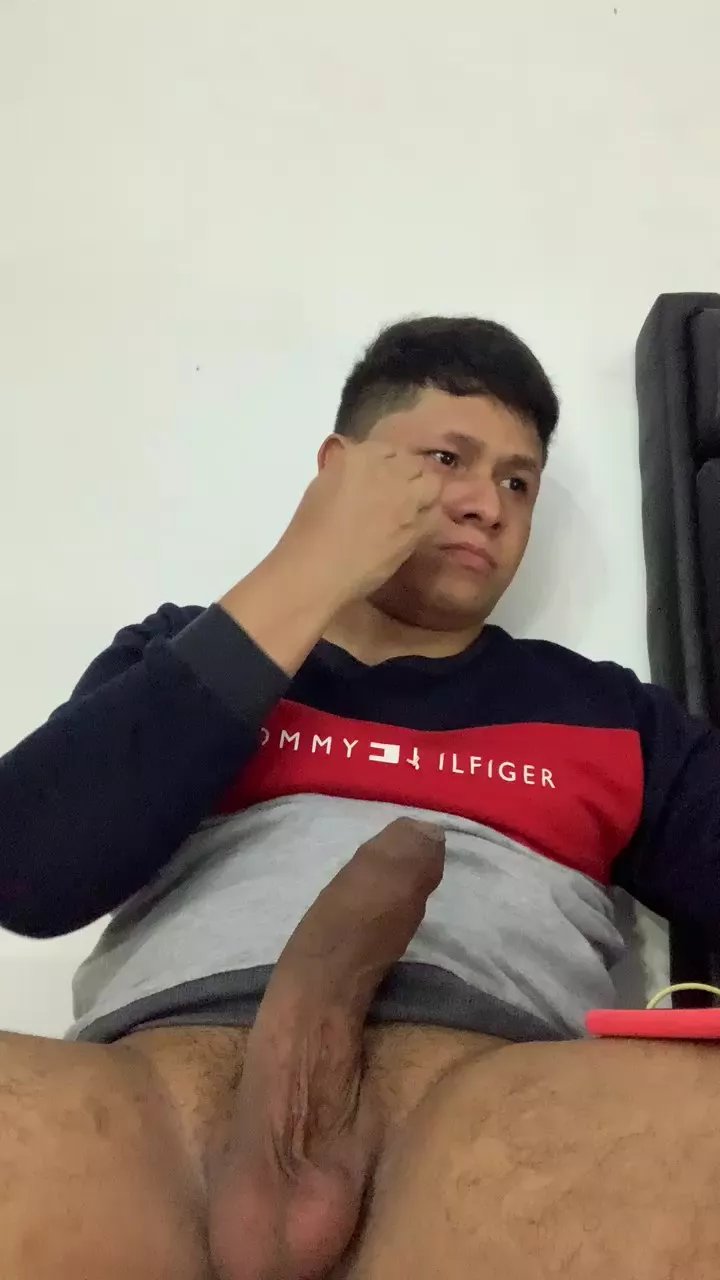 Offline August_rush_ on Cam4