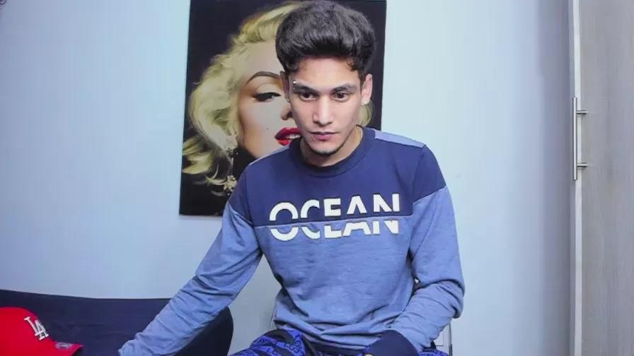 Axel_sex69 on Cam4 