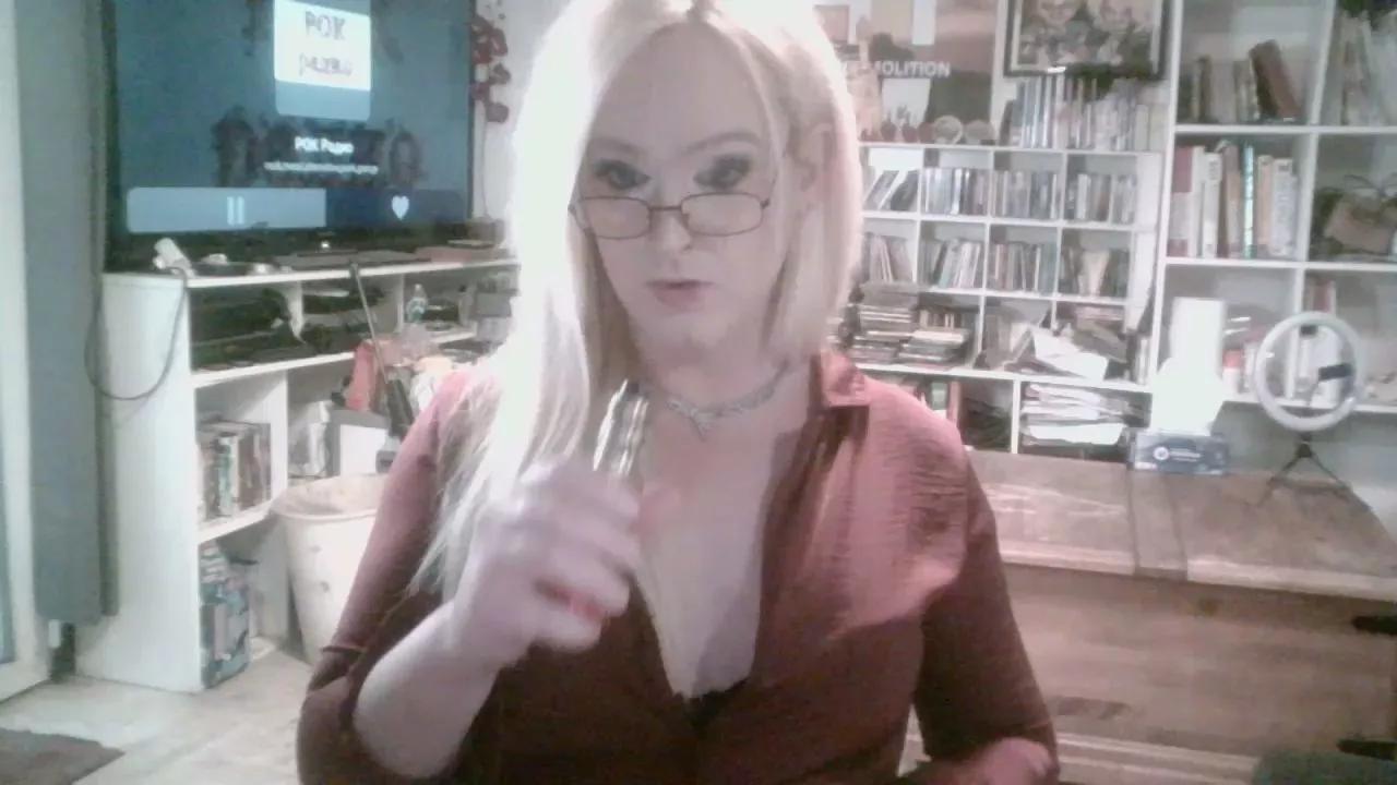 Barbieandteddy on Cam4 