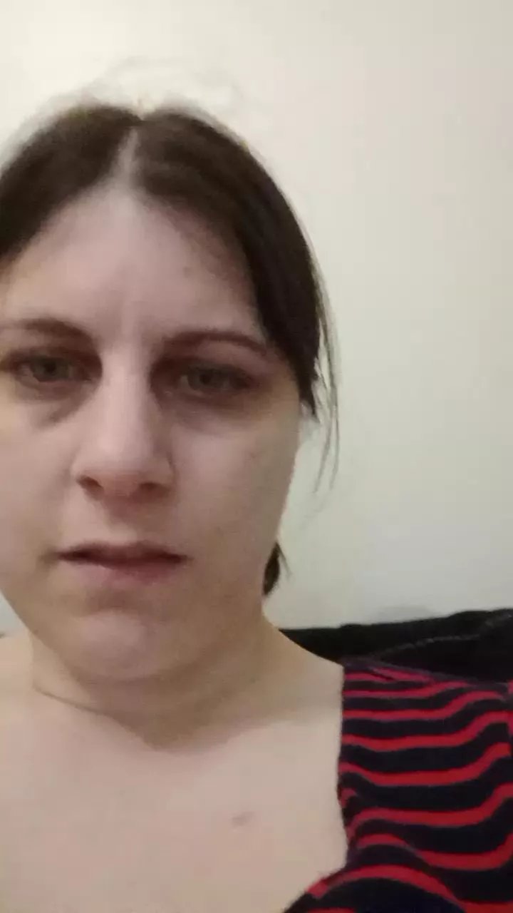 Offline barbielacdescy4 on Cam4