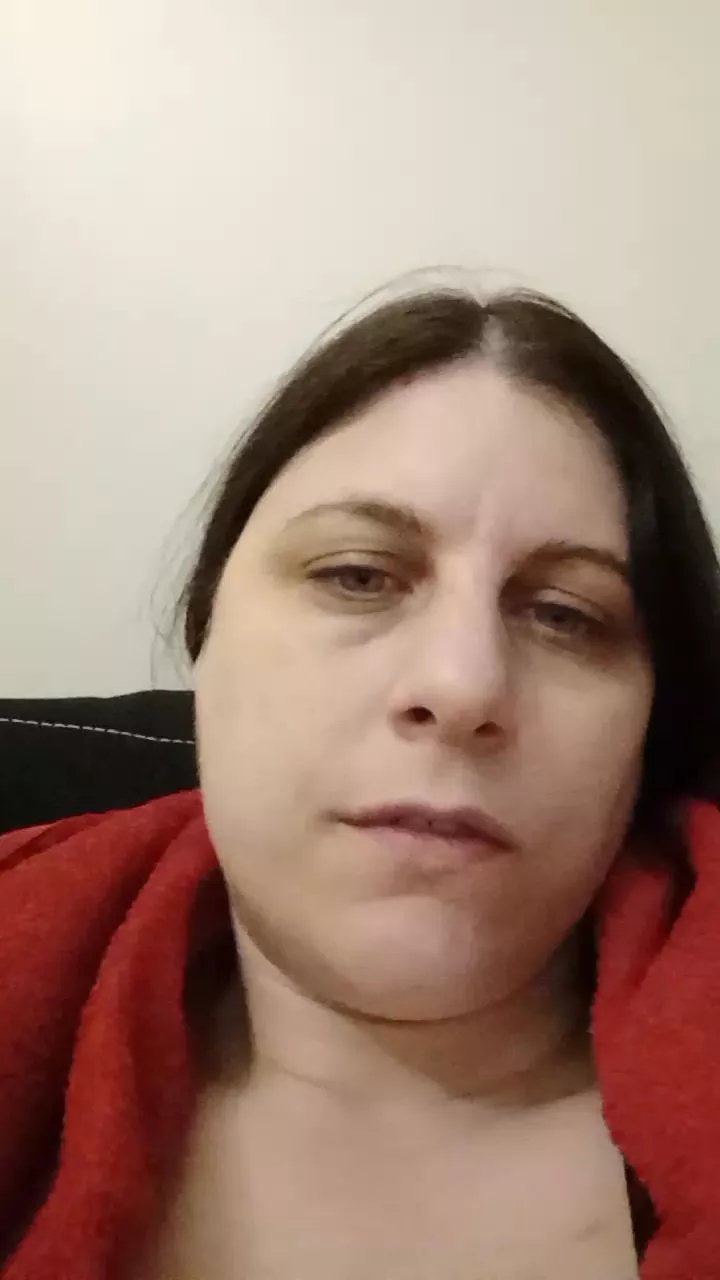 Offline barbielacdescy4 on Cam4