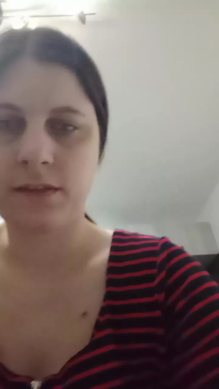 Offline barbielacdescy4 on Cam4