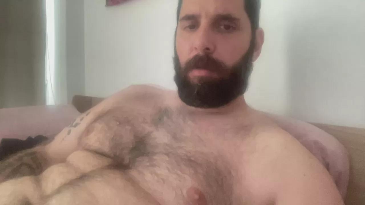 bear3393 on Cam4 
