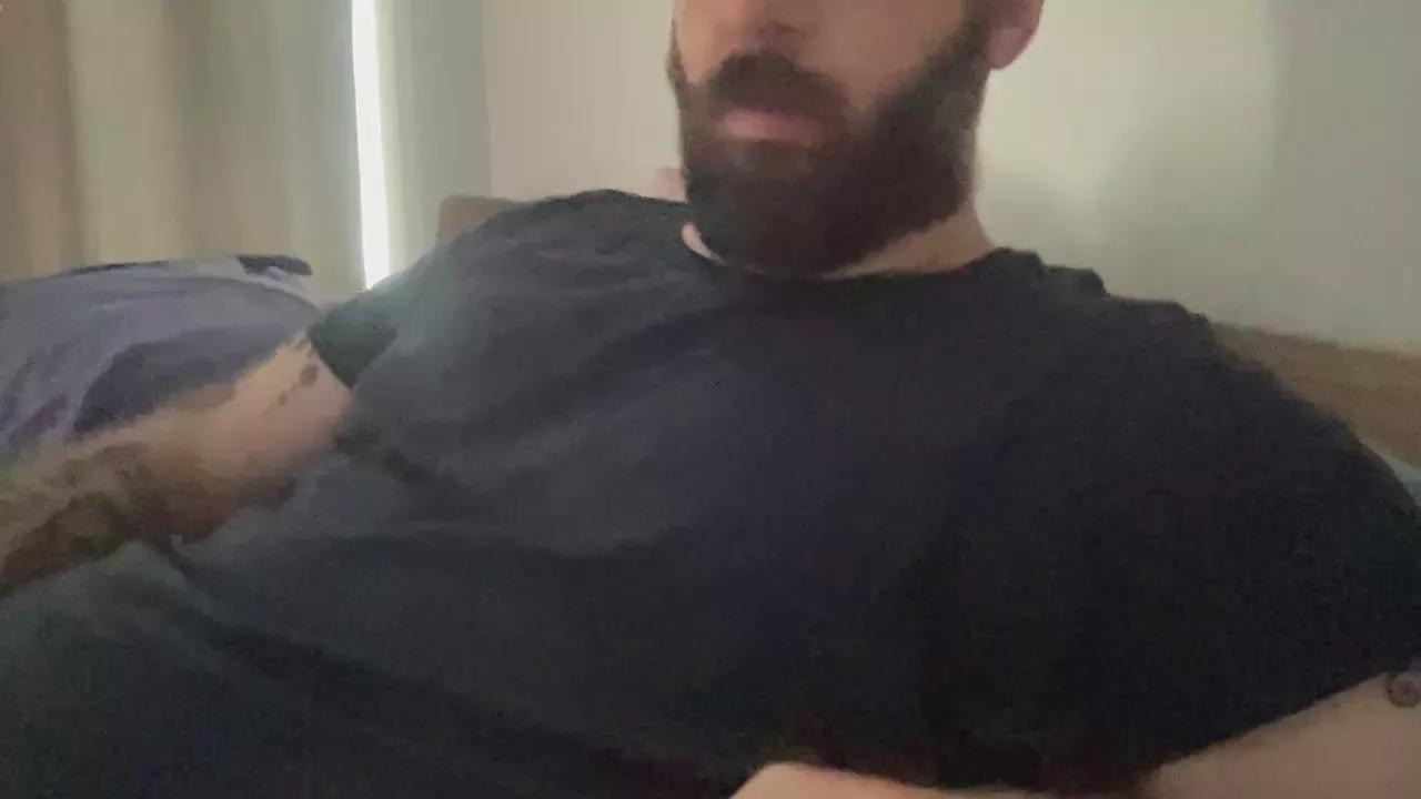 bear3393 on Cam4 